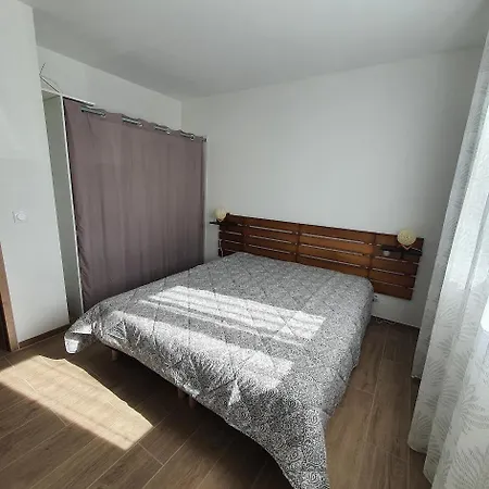 Appartement Oliviaaxelle Venzolasca Exterior foto